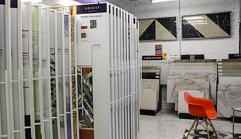 Салон: м. пр. Славы, пр. Славы, д. 40, к. 1