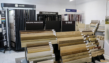 Салон: м. пр. Славы, пр. Славы, д. 40, к. 1