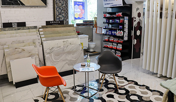 Салон: м. пр. Славы, пр. Славы, д. 40, к. 1